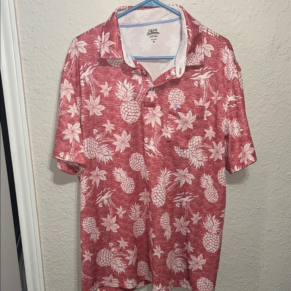 Izod Men's Red and White Pineapple Print Shirt